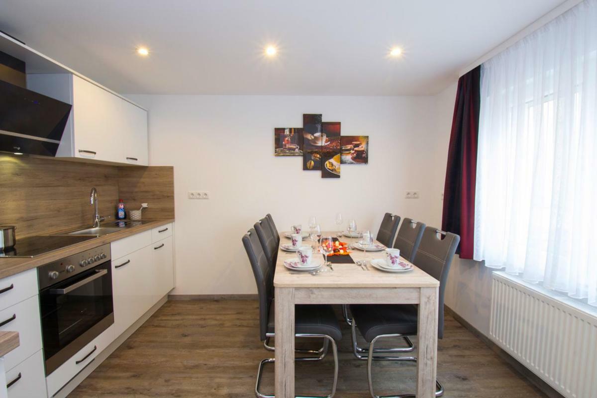 Ferienhaus An Der Burg Namedy Andernach Luaran gambar